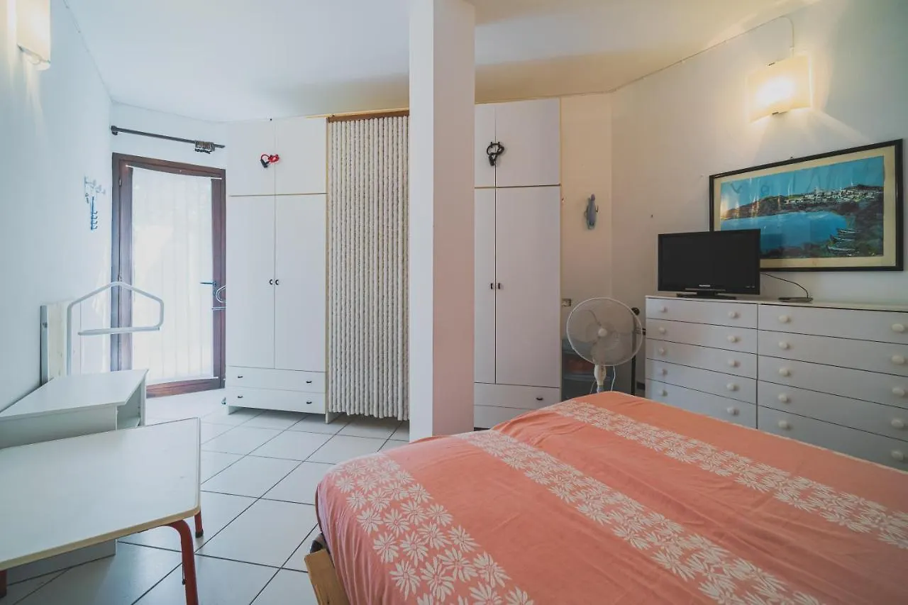 Il Porto Casa Leo Apartment Porto Azzurro Italy