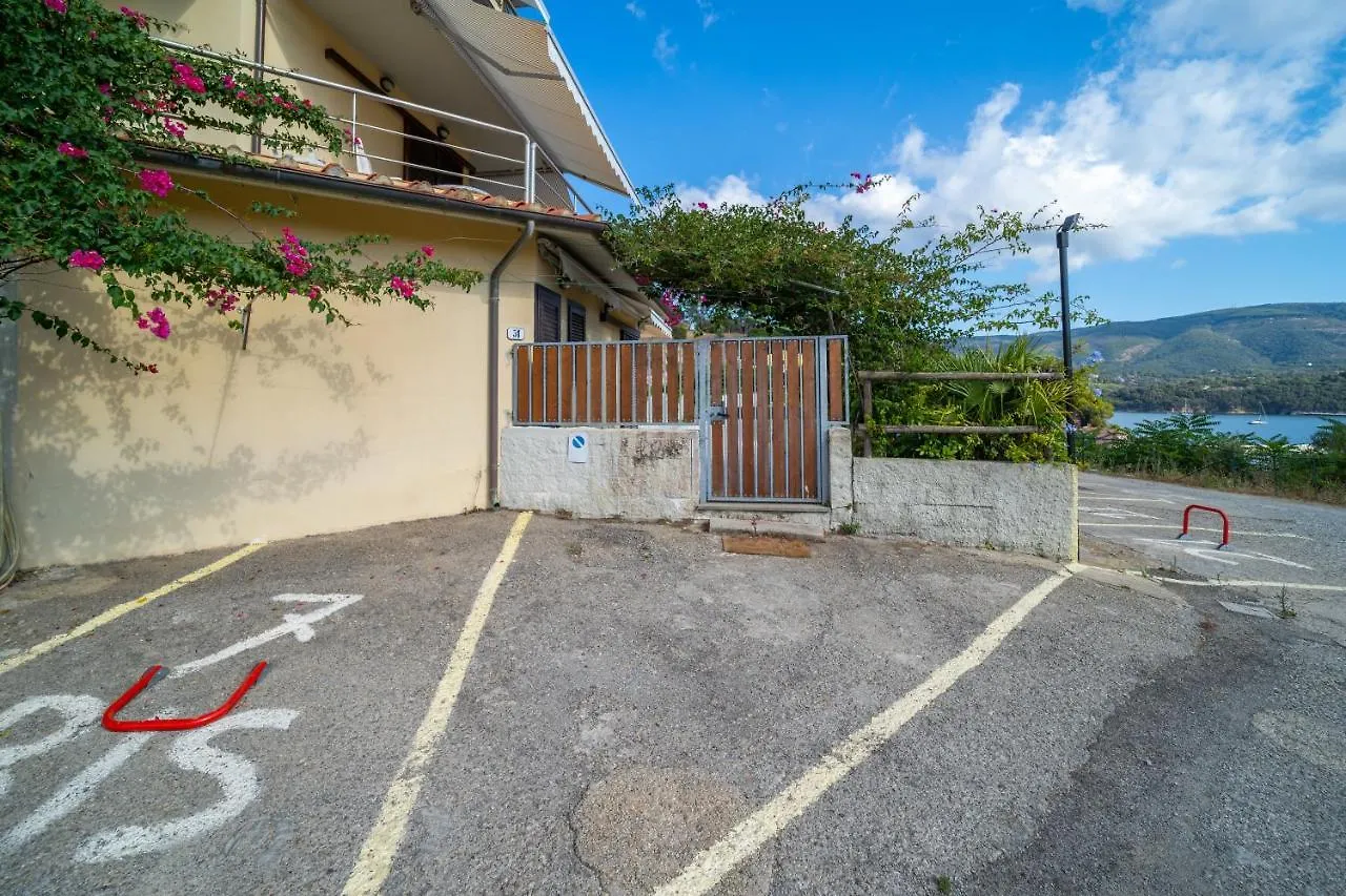 Il Porto Casa Leo Apartment Porto Azzurro 0*,